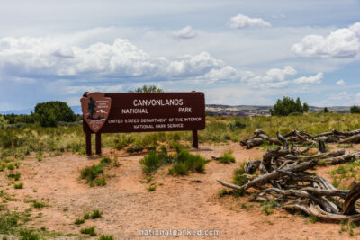 Island in the Sky Entrance Sign in Canyonlands National Park in Utah