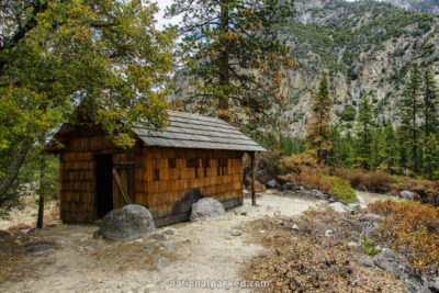 Knapps Cabin in Kings Canyon National Park in California