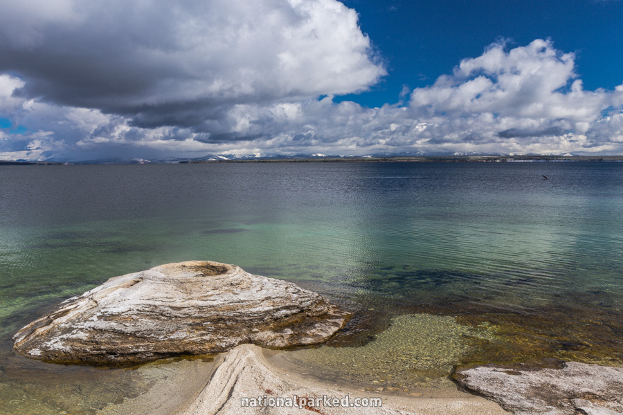 Yellowstone's West Thumb Geyser Basin - National Parked