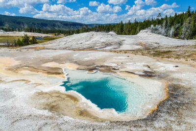 Heart Spring in Yellowstone National Park in Wyoming