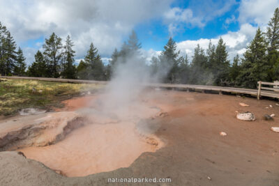 Red Spouter in Yellowstone National Park in Wyoming